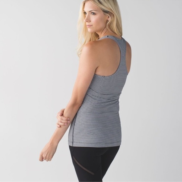 Lululemon Cool Racerback Gingham Racerback Lyon Tank Top. Black/White Size 8 - Picture 3 of 9